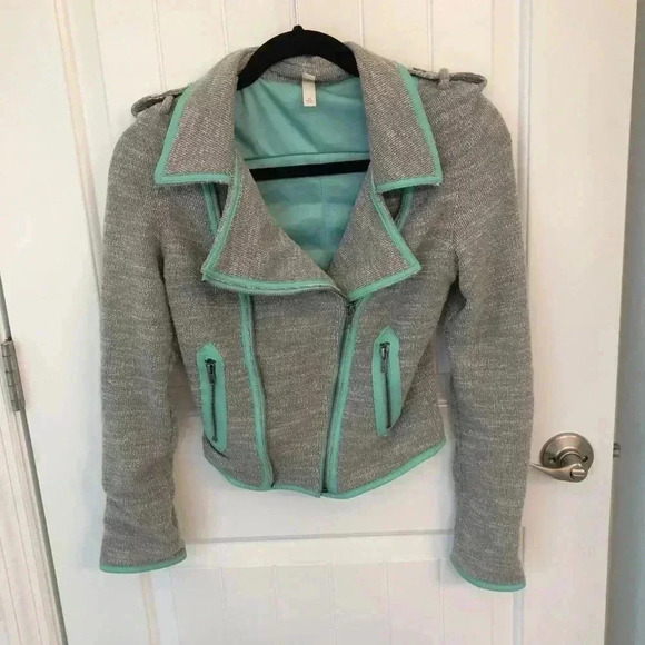 Moto jacket - Picture 1 of 5
